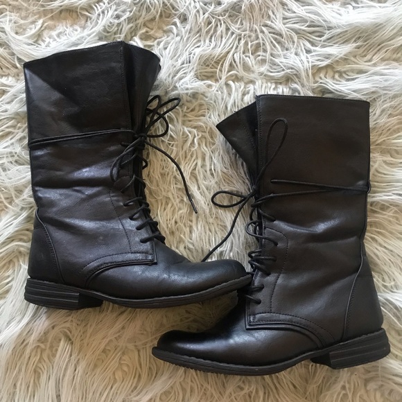 Black mid calf boots - Picture 1 of 2